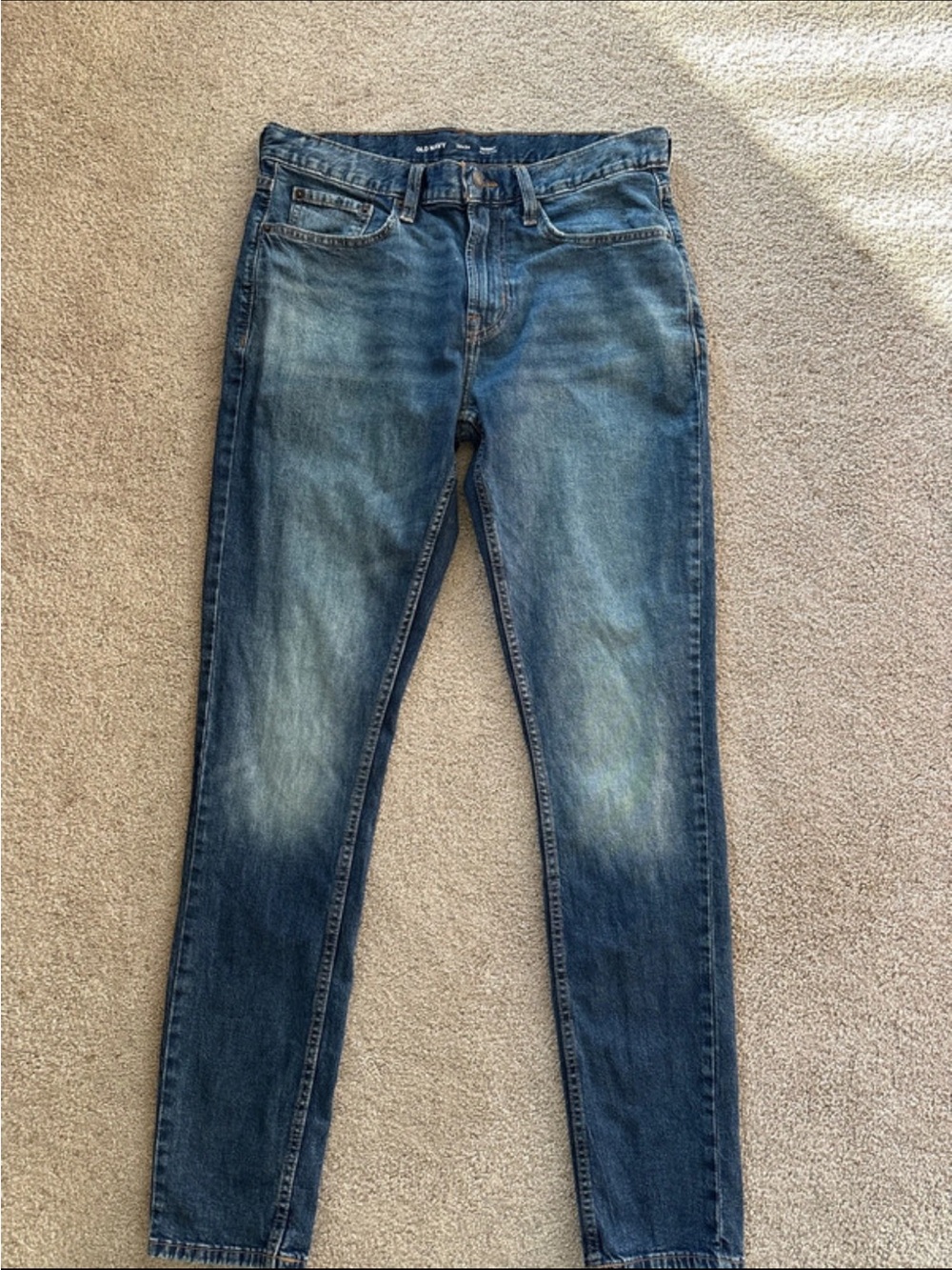 Old Navy Men's Skinny Jeans in Washed Blue